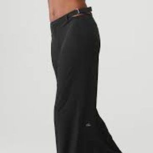 Alo Yoga MID-RISE SHOWDOWN TROUSER NWT